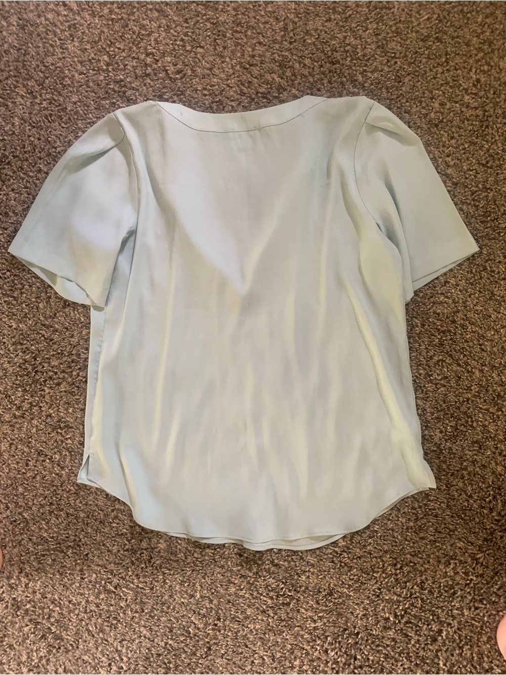 Ann Taylor Pale Sage Split V-Neck Short Sleeve Blouse - Picture 3 of 3